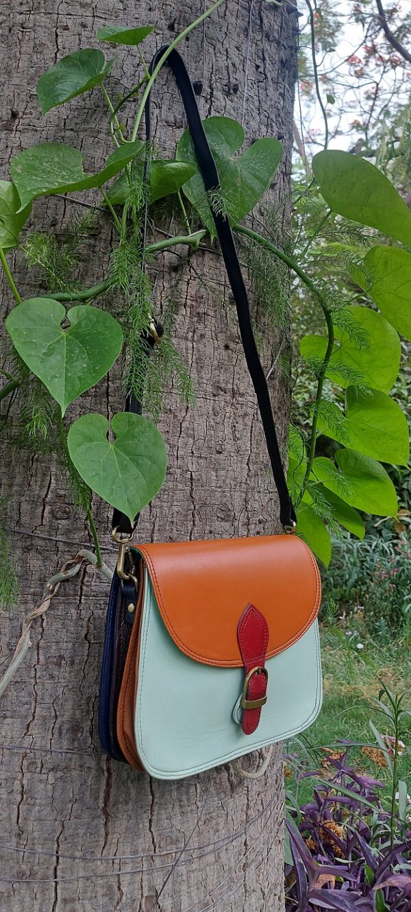 Pitara Sling Bag - Image 3
