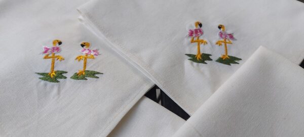 Flamingo embroidered napkins - Image 4