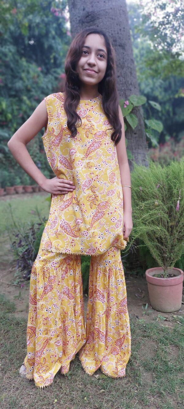 Floral Sharara with Gota - Image 8