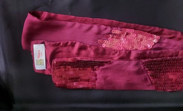 Scarf in silk with sequins work - Image 3